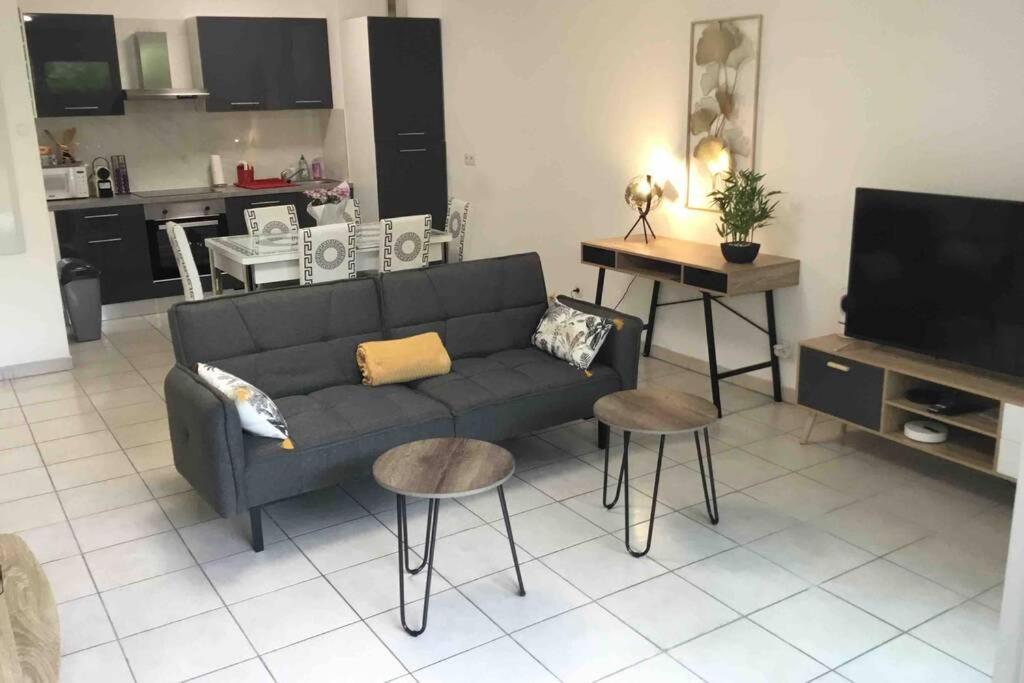 Spacieux Et Bel Appartement Avec Grande Terrasse Marseille Exteriör bild